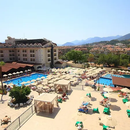 Julian Club Hotel